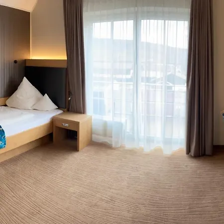Otel Hochheide